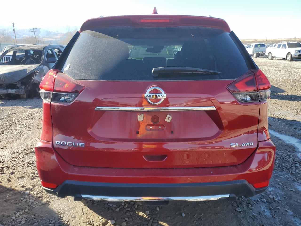 2017 Nissan Rogue - Image 6