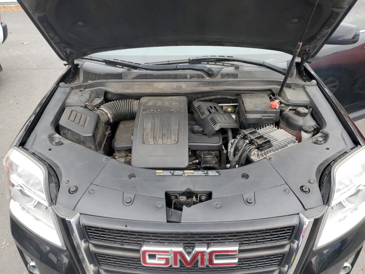 2015 GMC Terrain - Image 12