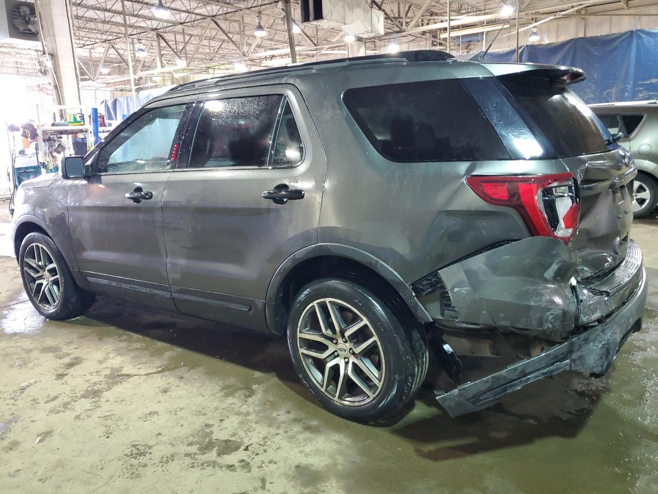 2019 Ford Explorer - Image 2