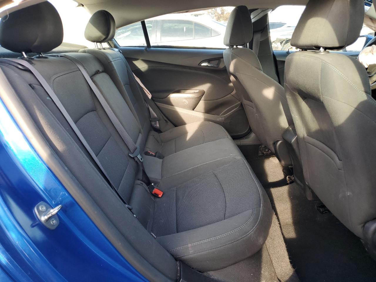 2016 Chevrolet Cruze - Image 11