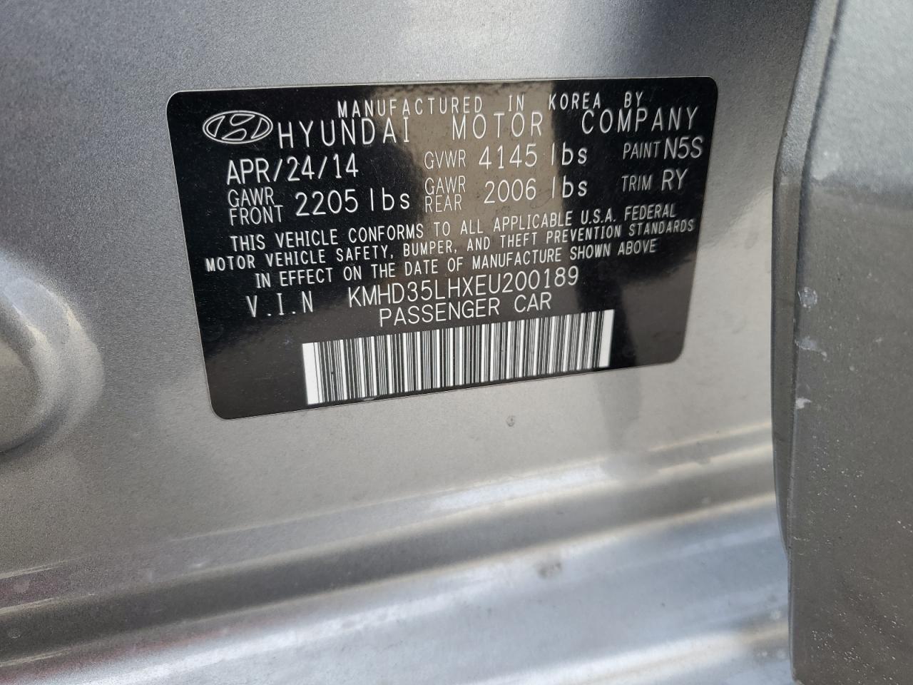 2014 Hyundai Elantra - Image 14