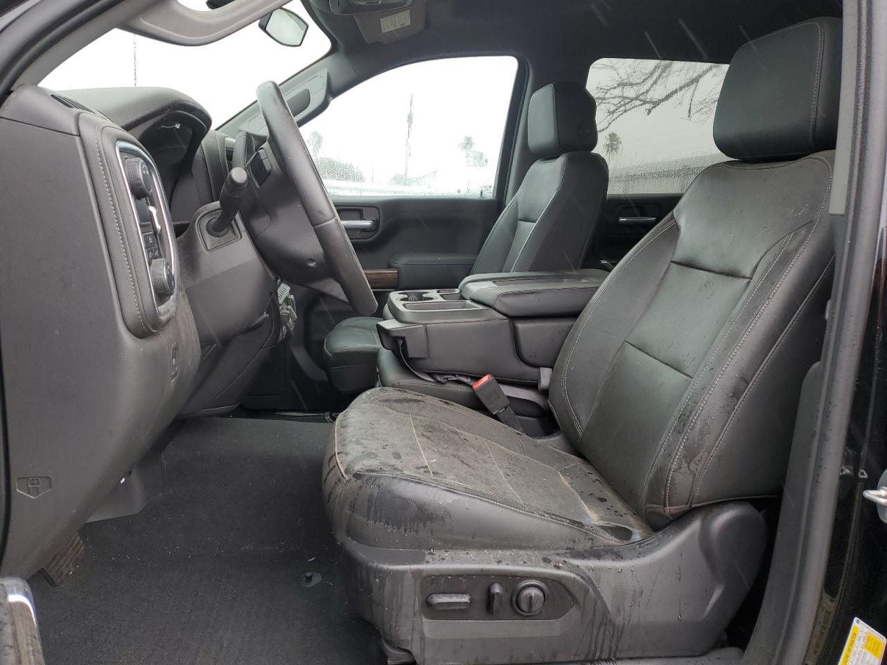 2020 Chevrolet Silverado - Image 7