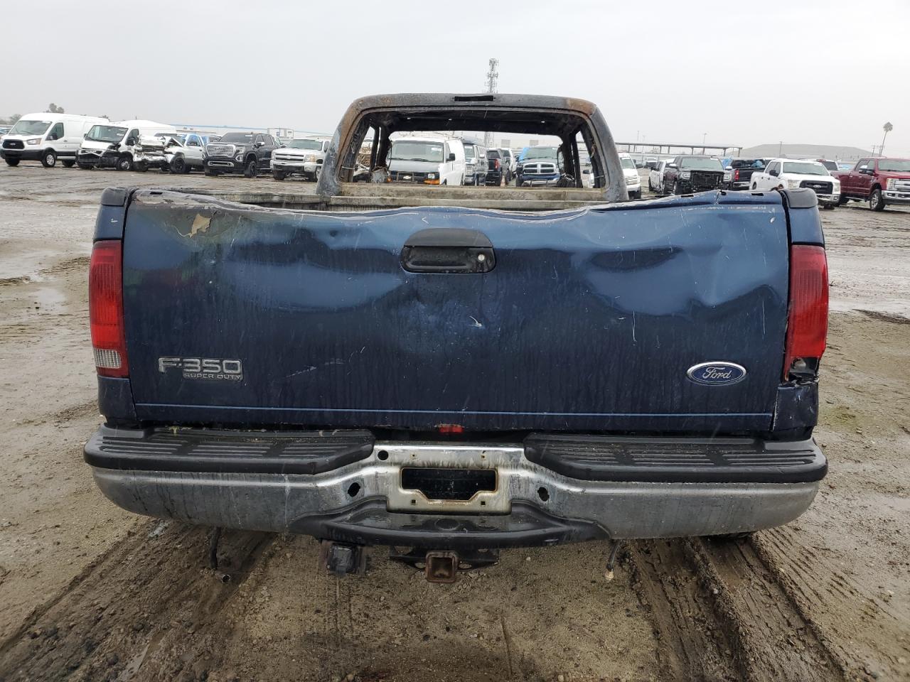 2003 Ford F350 - Image 6