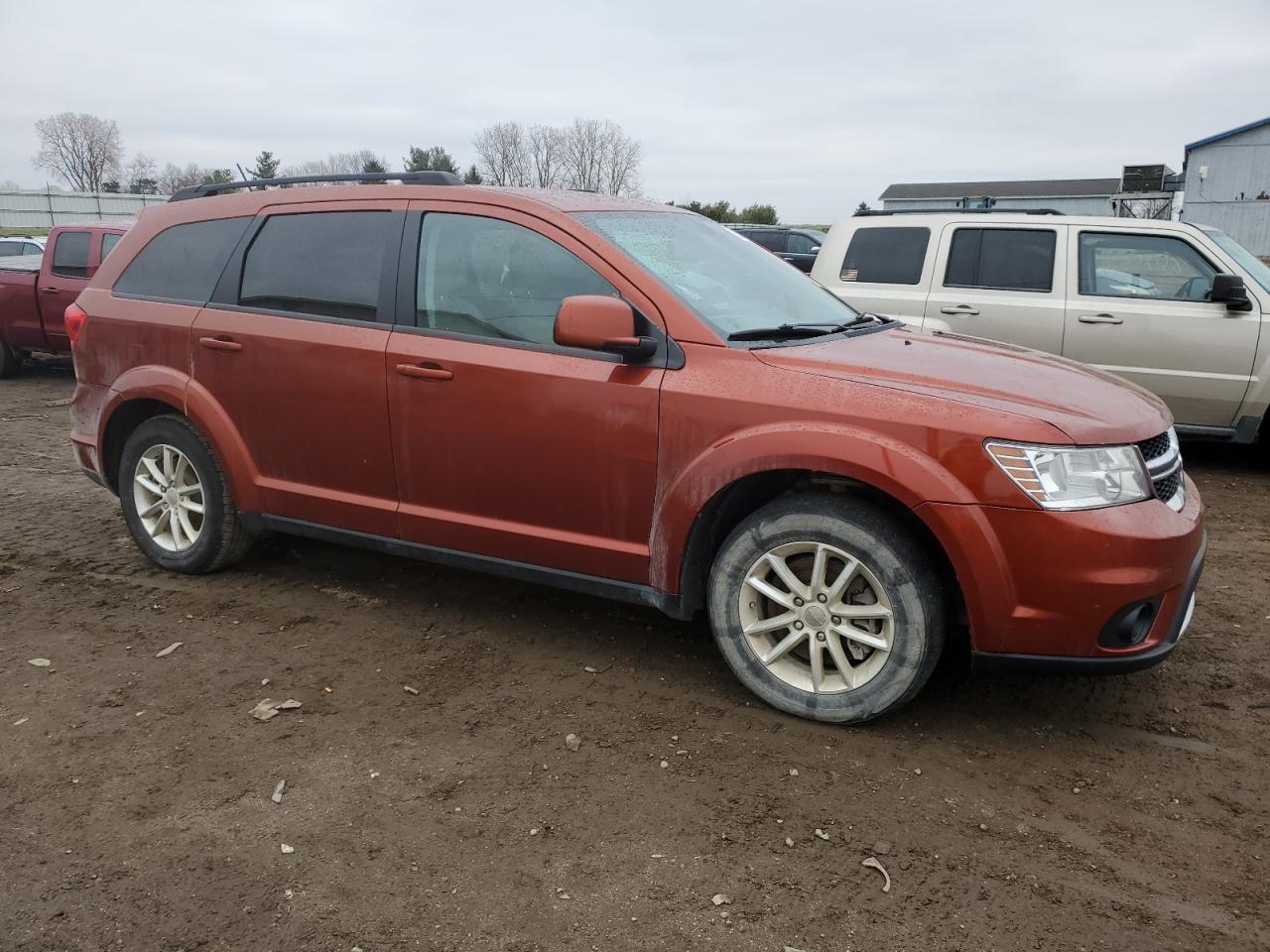 VIN 3C4PDDBGXET164547 2014 DODGE JOURNEY no.4