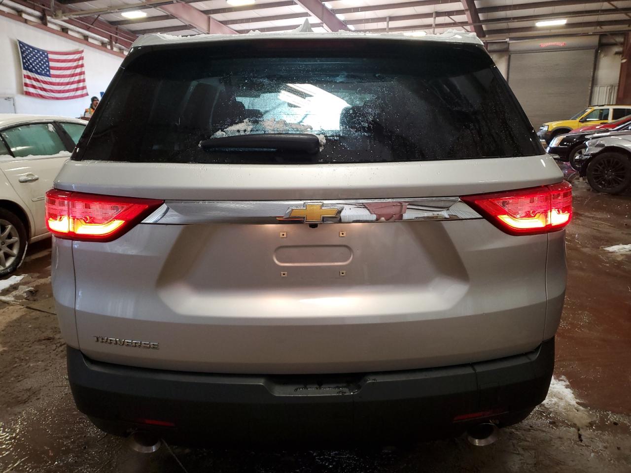 VIN 1GNERFKW2KJ244821 2019 CHEVROLET TRAVERSE no.6