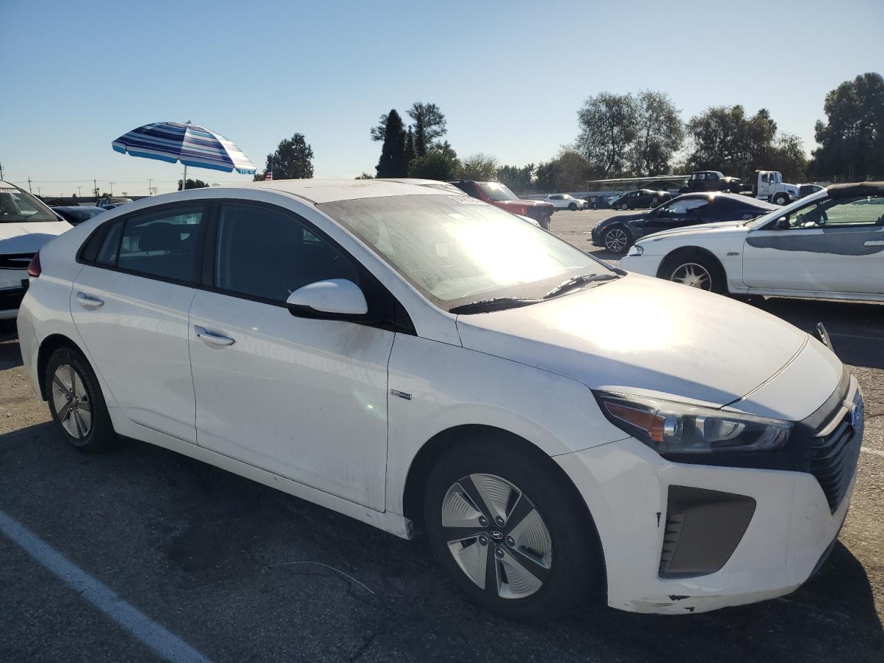 VIN KMHC65LC4KU180279 2019 HYUNDAI IONIQ no.4