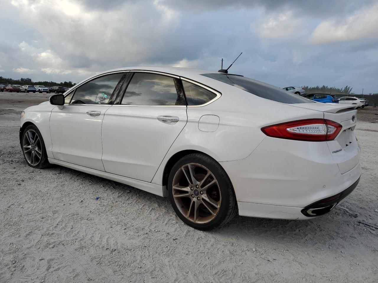2016 Ford Fusion - Image 2