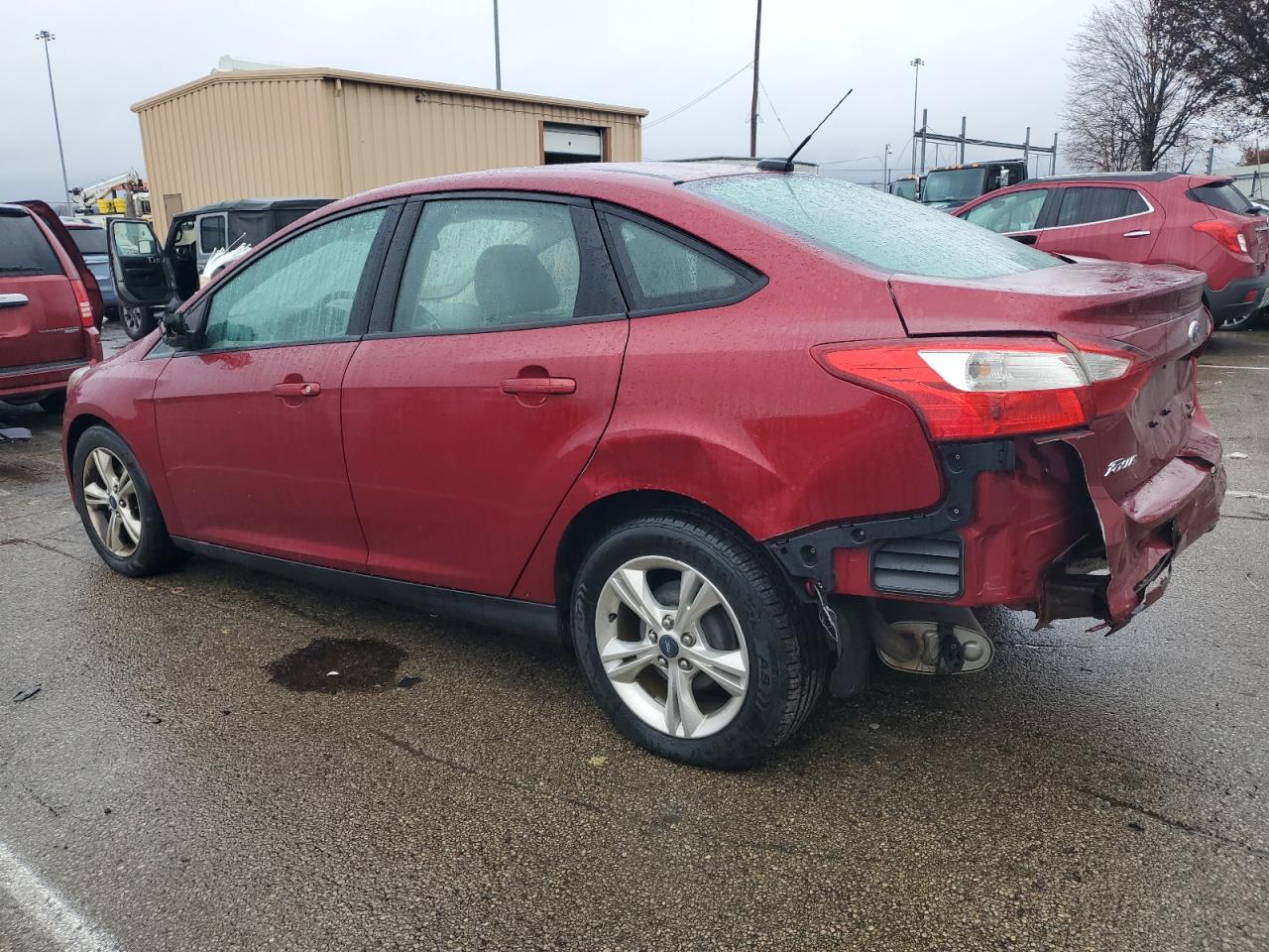 VIN 1FADP3F21DL306464 2013 FORD FOCUS no.2