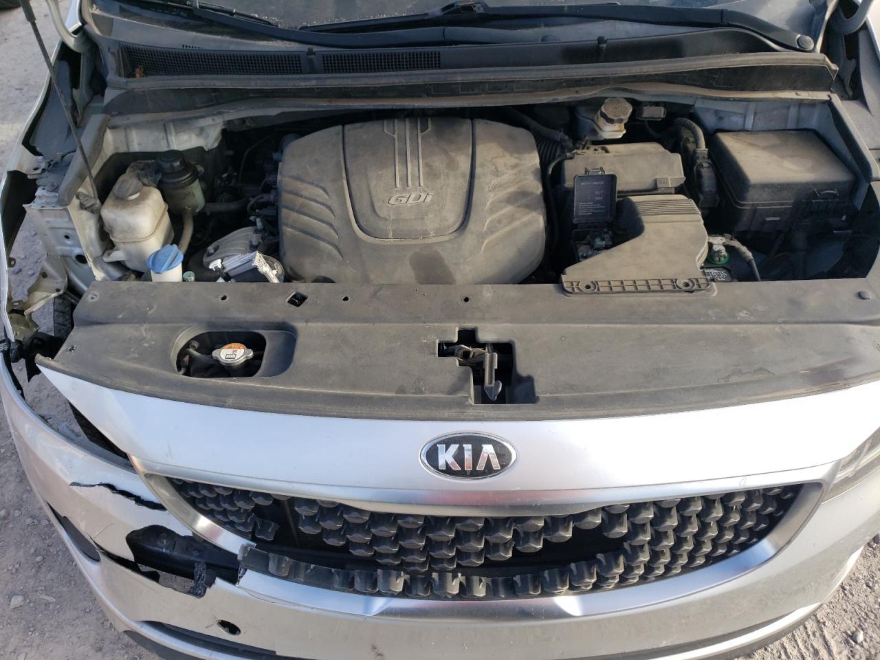 2016 Kia Sedona - Image 12