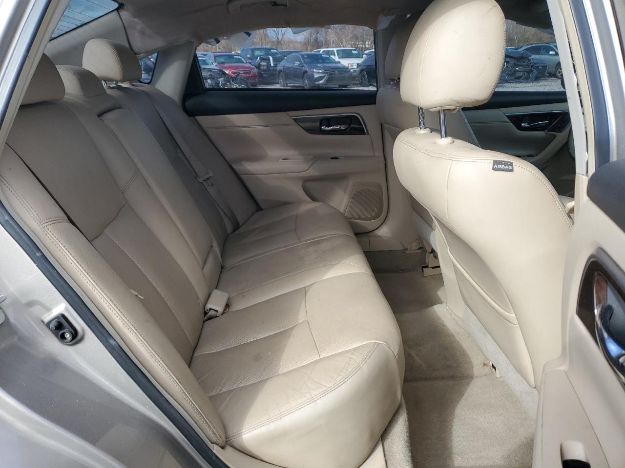 2013 Nissan Altima - Image 10