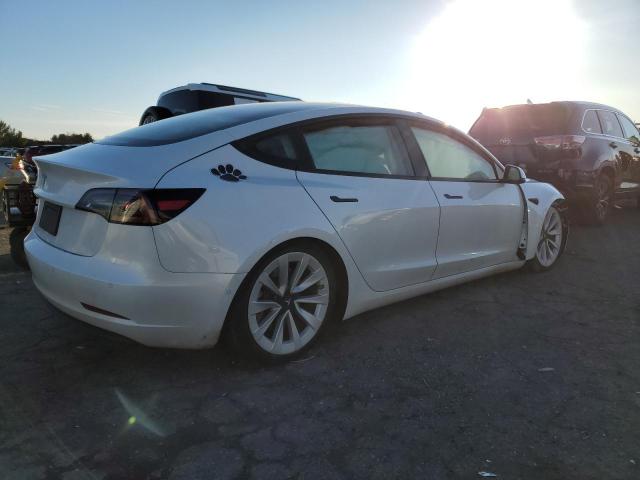  TESLA MODEL 3 2021 Biały