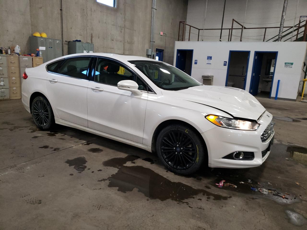 VIN 3FA6P0HD9GR304411 2016 FORD FUSION no.4