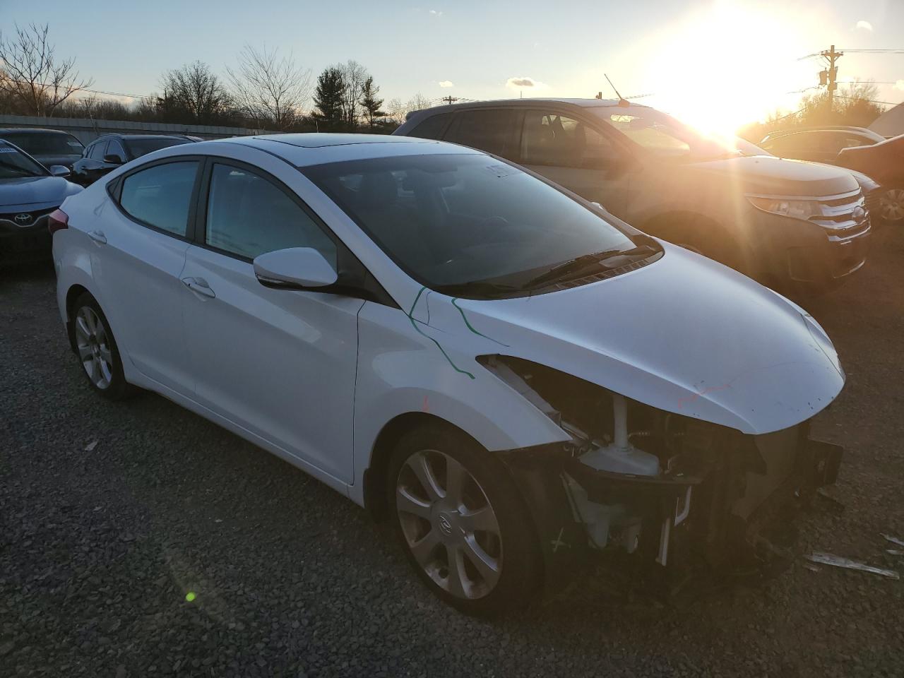 2013 Hyundai Elantra - Image 4