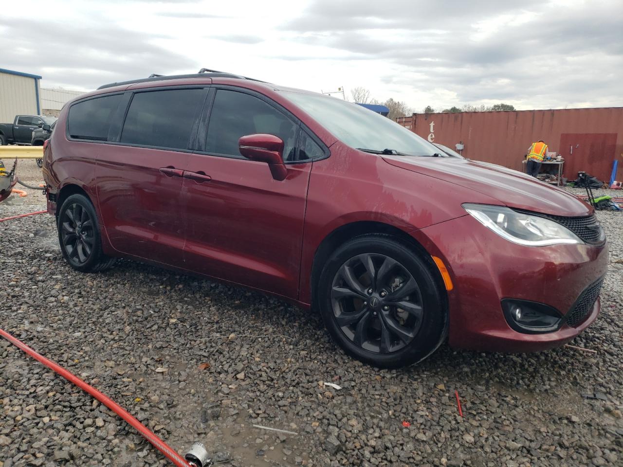 2019 Chrysler Pacifica - Image 4