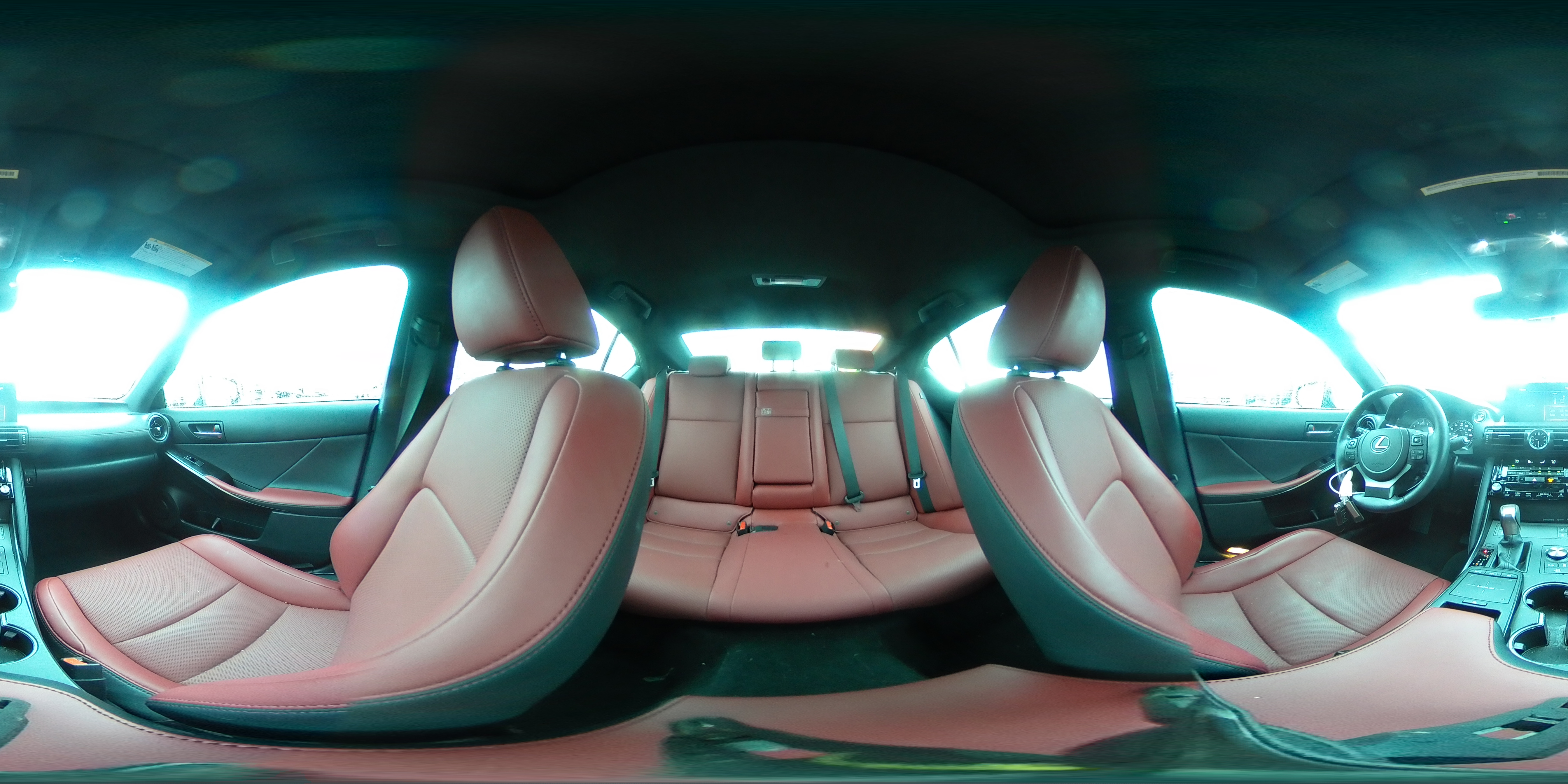 2023 Lexus IS - Image 14