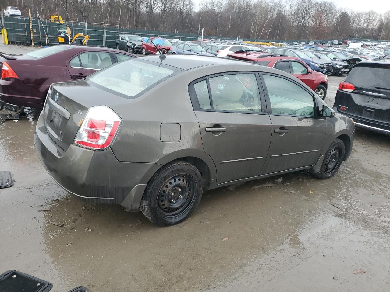 2009 Nissan Sentra - Image 3