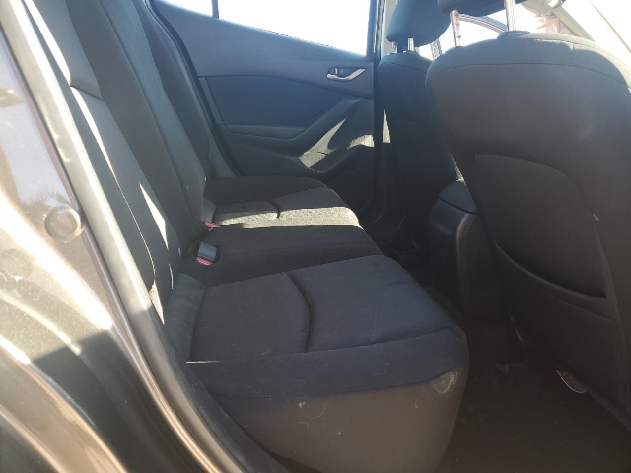 2014 Mazda 3 - Image 11