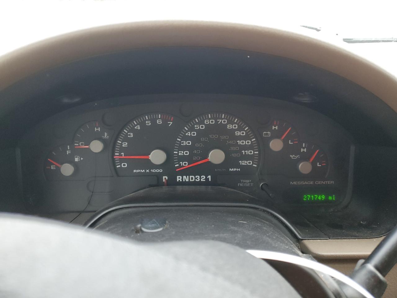 2005 Ford Explorer - Image 9