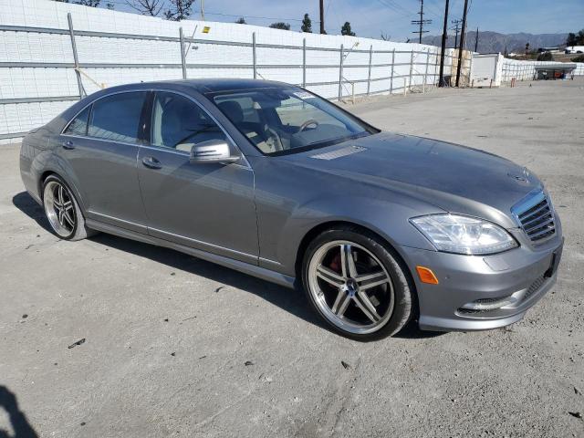 Sedans MERCEDES-BENZ S-CLASS 2013 Srebrny