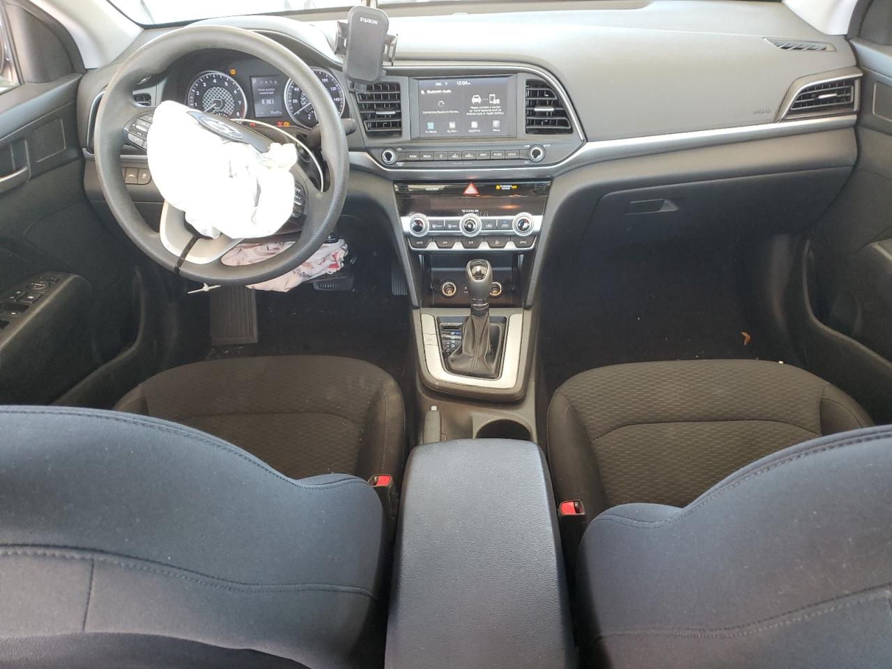 2020 Hyundai Elantra - Image 8