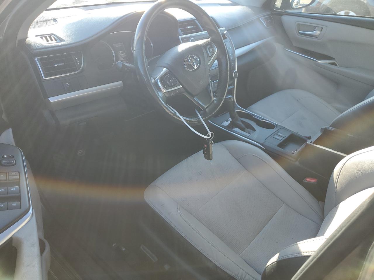 2017 Toyota Camry - Image 8