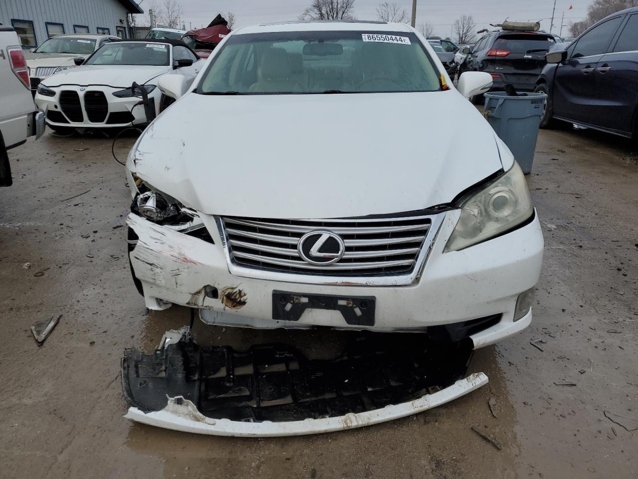 2012 Lexus ES - Image 5
