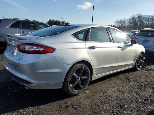 Седани FORD FUSION 2016 Сріблястий