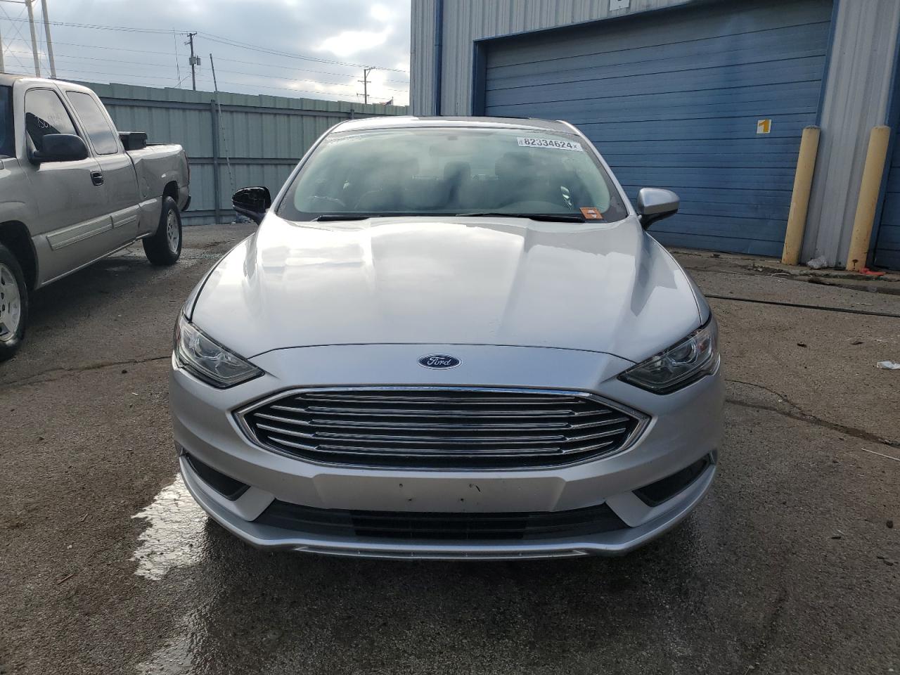 VIN 3FA6P0LU9JR242488 2018 FORD FUSION no.5