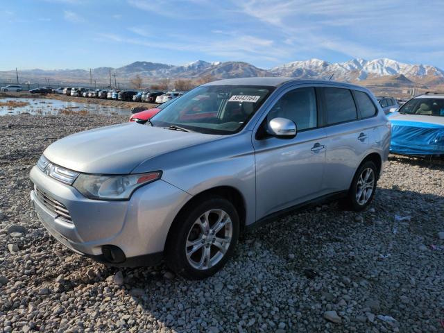  MITSUBISHI OUTLANDER 2014 Silver