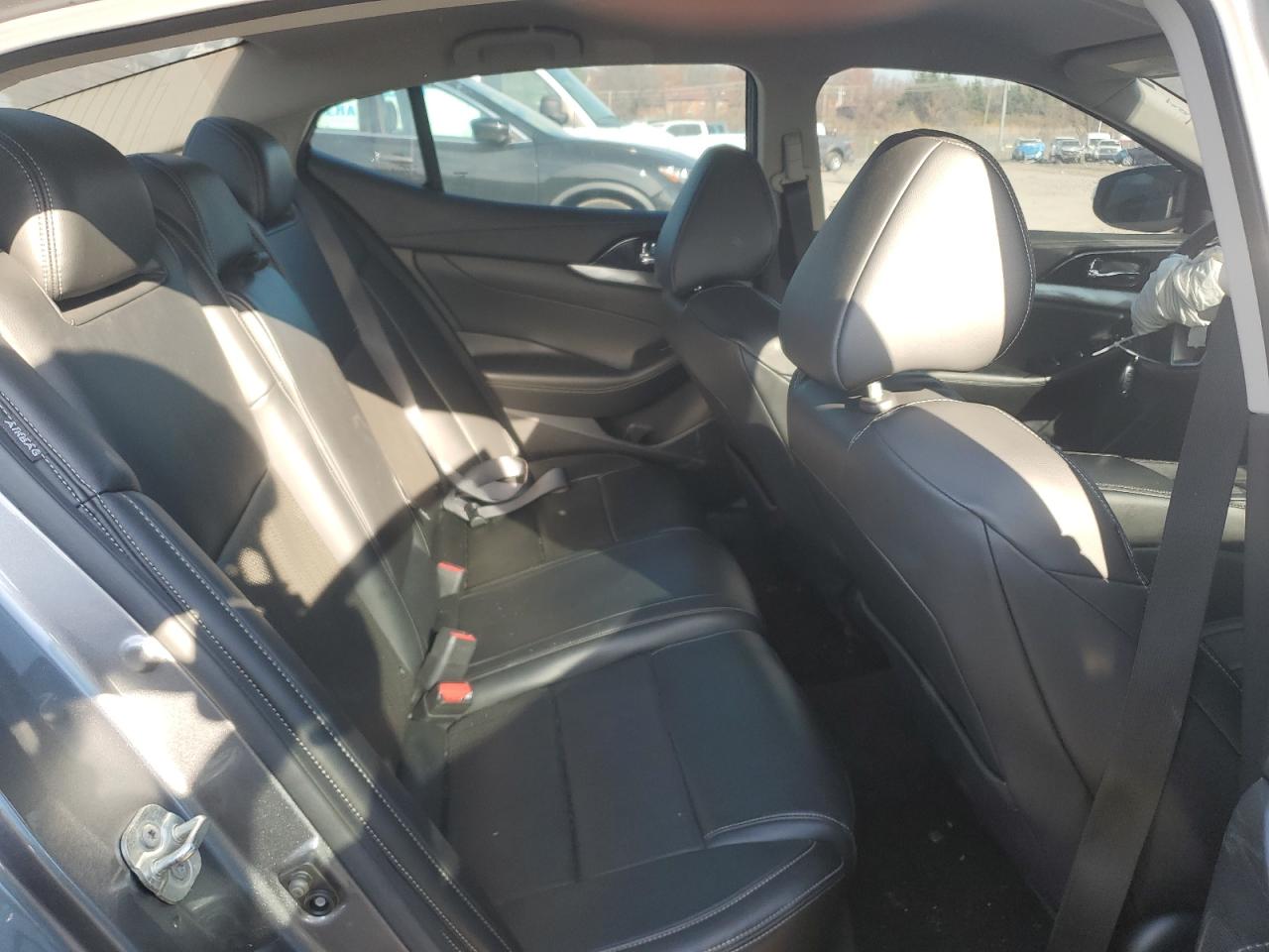 2021 Nissan Maxima - Image 10