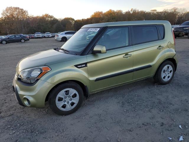 Паркетники KIA SOUL 2012 Зелений