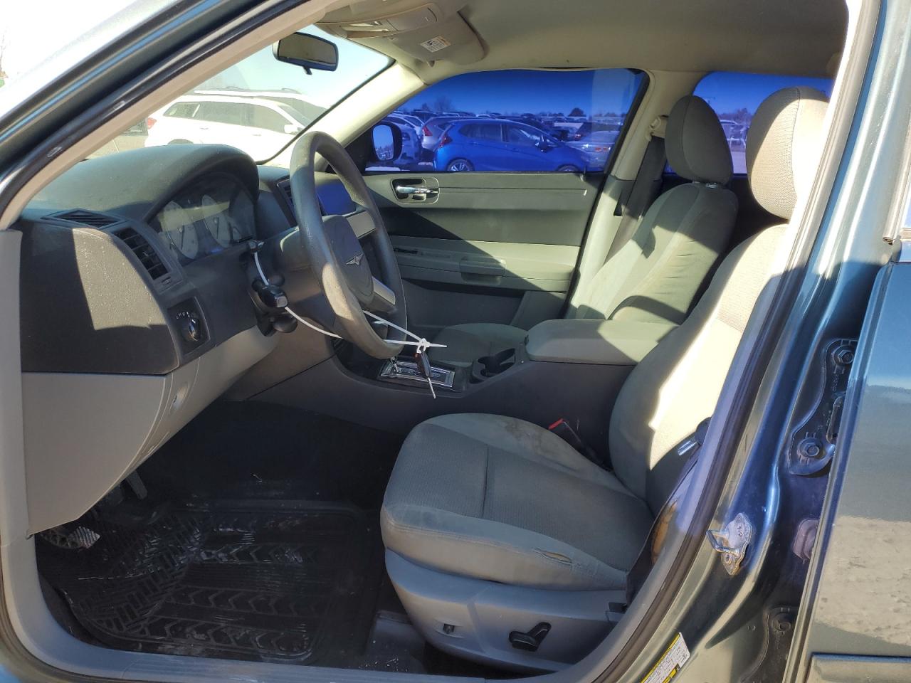 2005 Chrysler 300 VIN: 2C3JA43R65H603898 Lot: 85925154