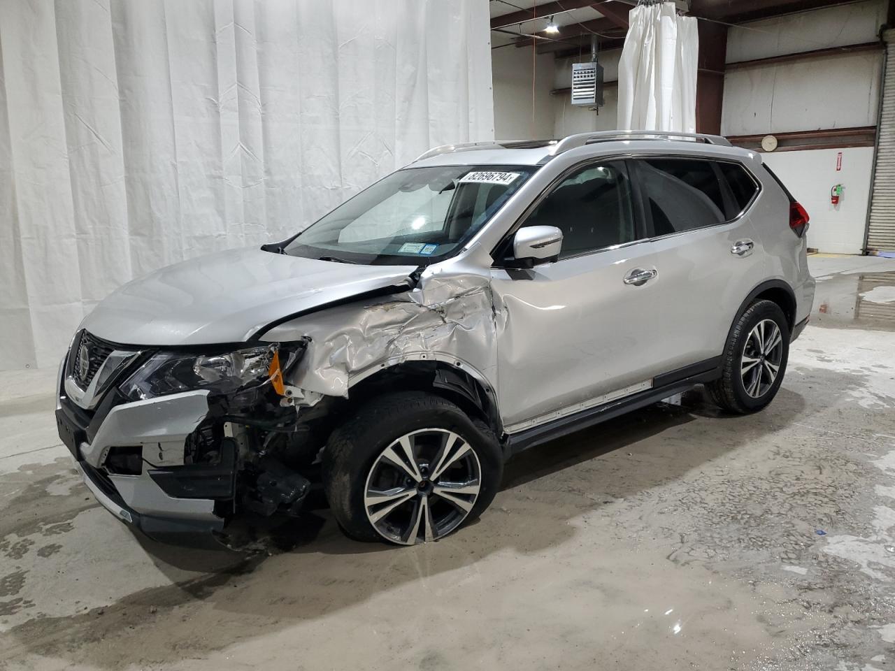 JN8AT2MV1KW393976 2019 NISSAN ROGUE - Image 1