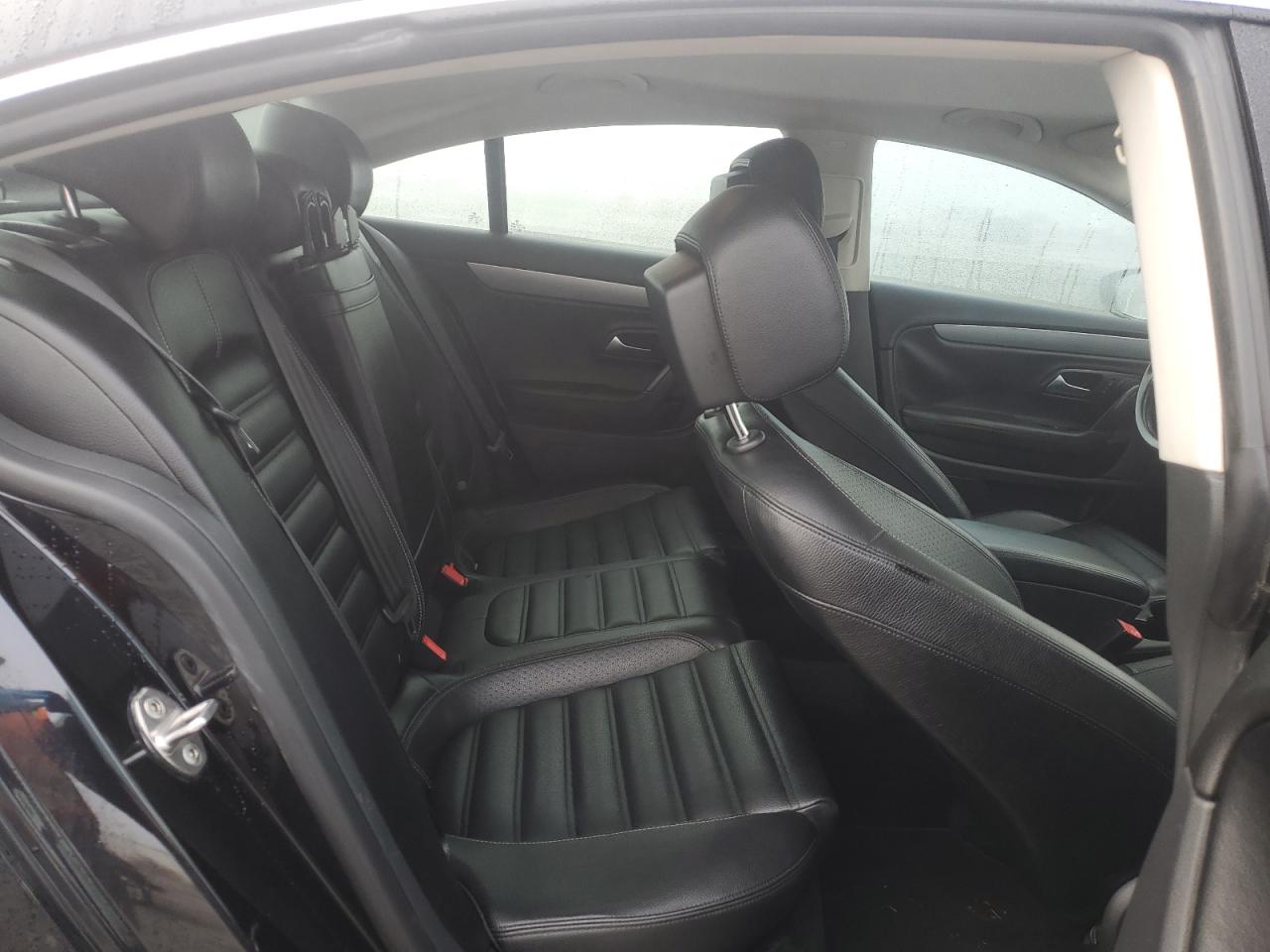 2013 Volkswagen Passat CC - Image 10