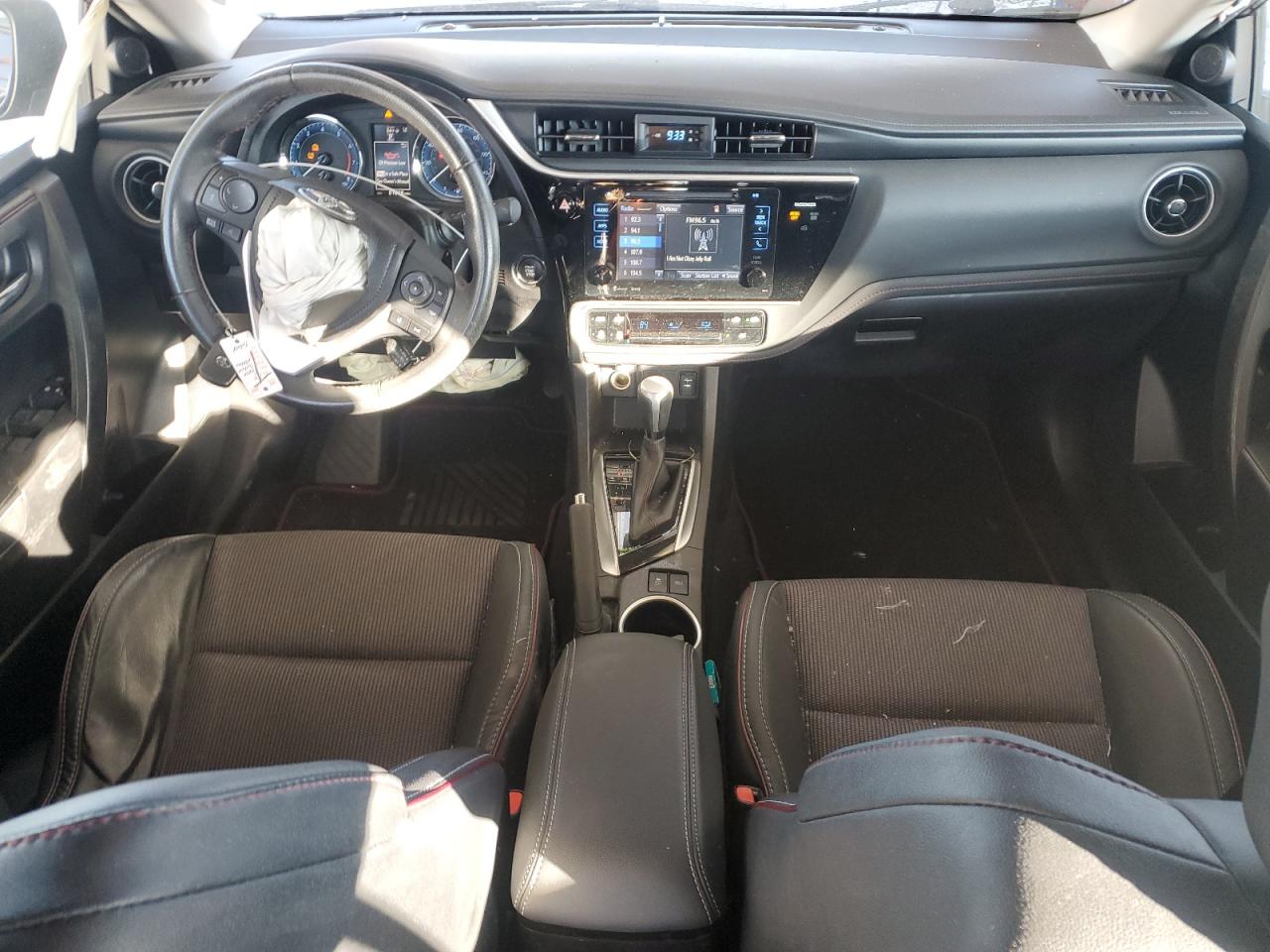 VIN 5YFBURHE8HP625961 2017 TOYOTA COROLLA no.8