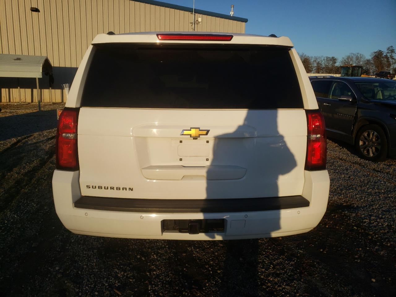 2018 Chevrolet Suburban - Image 6