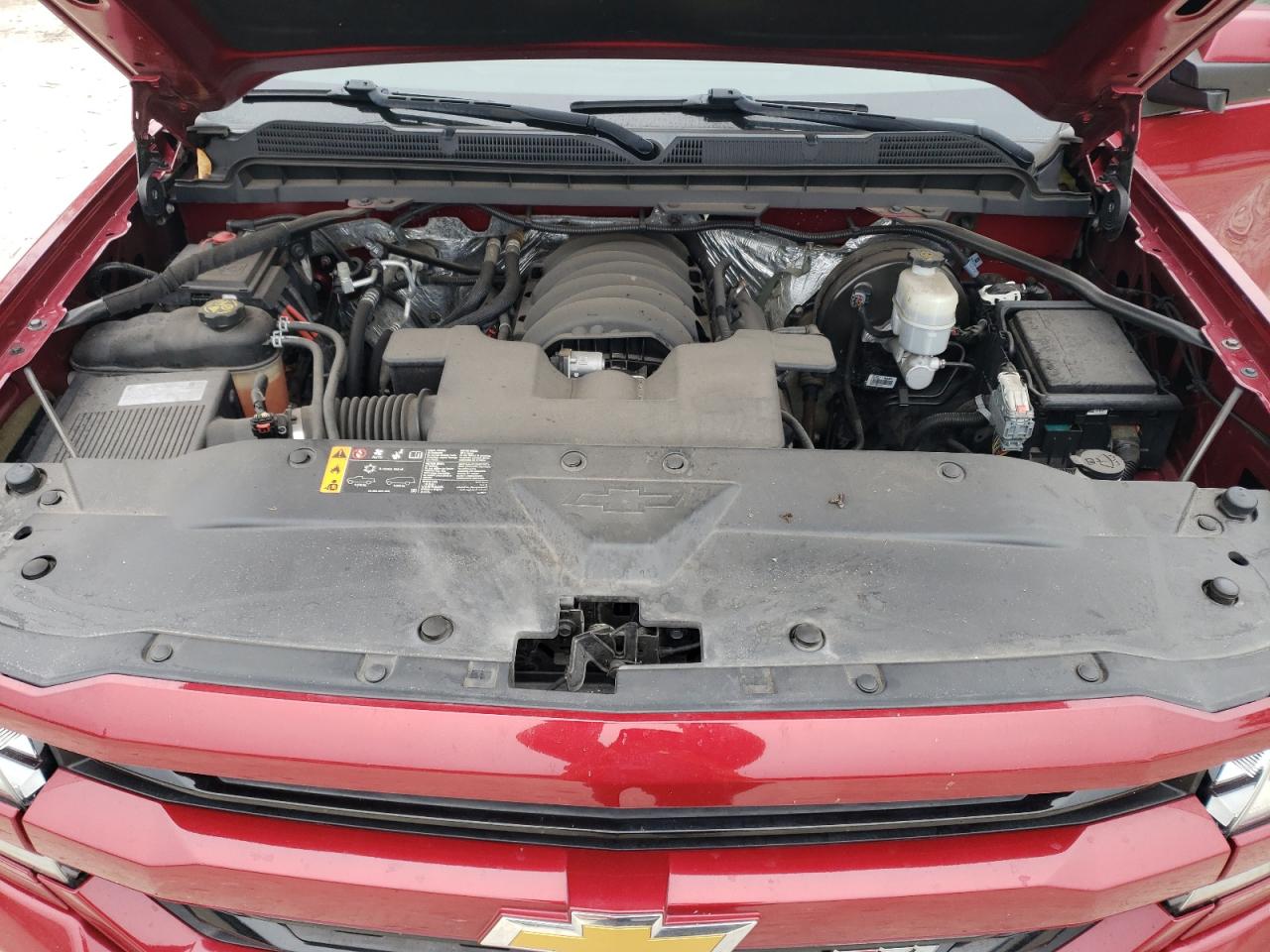 2018 Chevrolet Silverado - Image 11