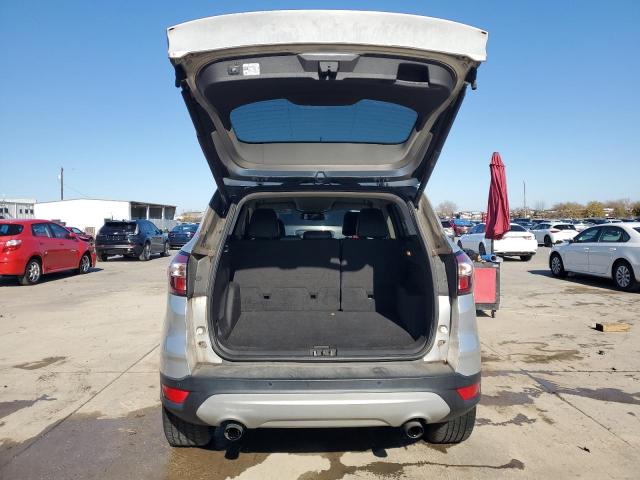  FORD ESCAPE 2017 Srebrny