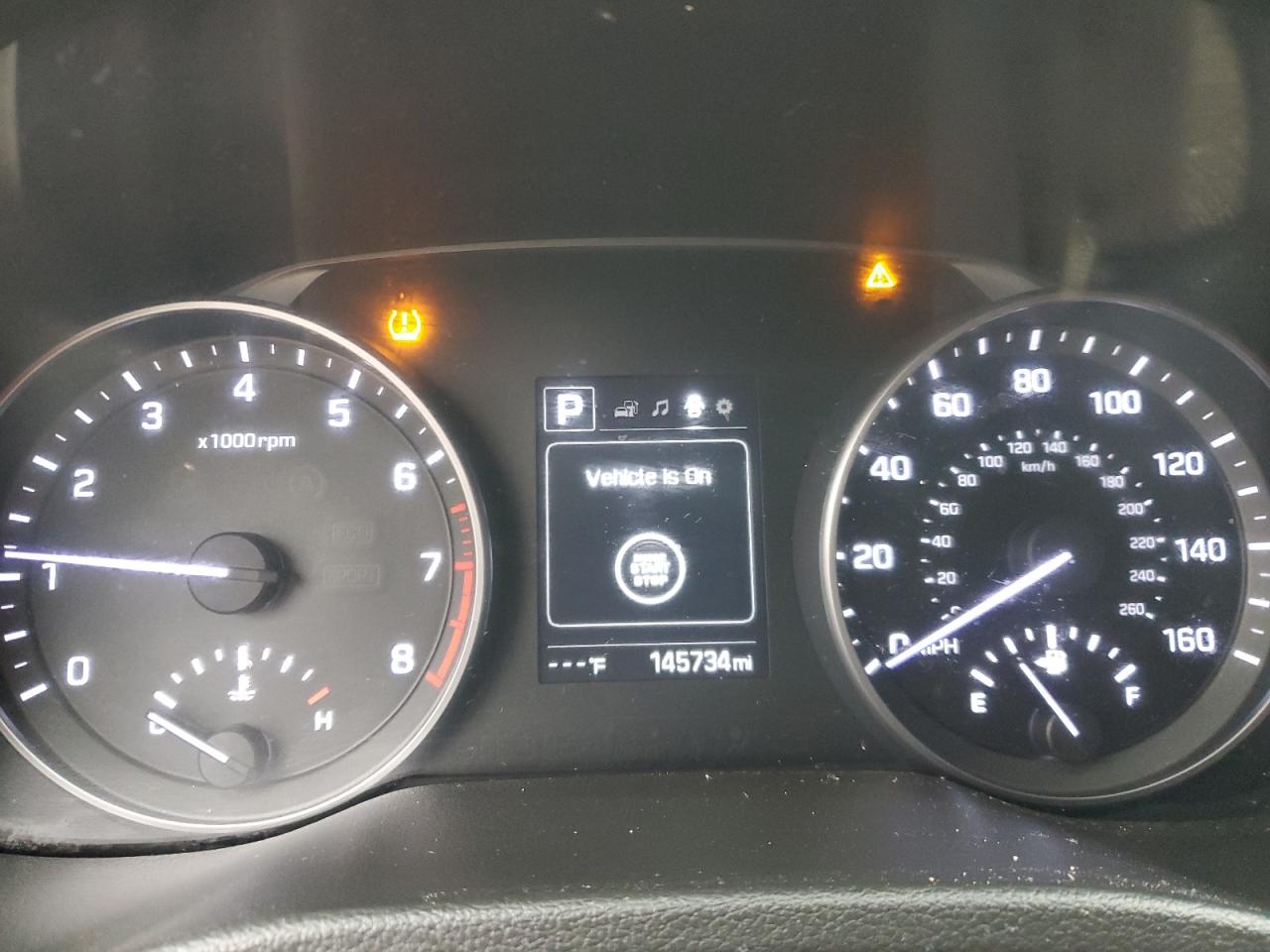 2017 Hyundai Elantra - Image 9