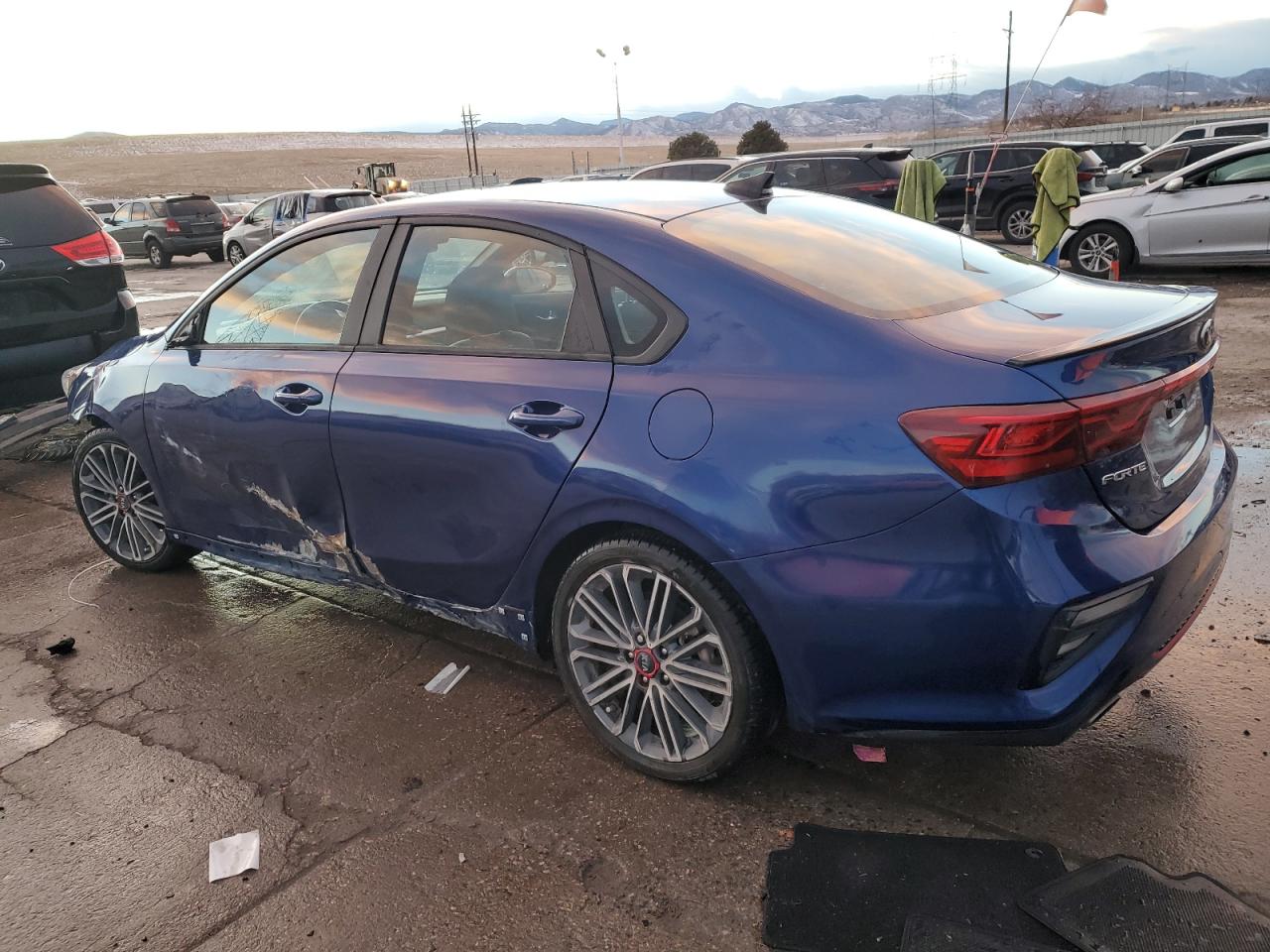 2021 Kia Forte - Image 2