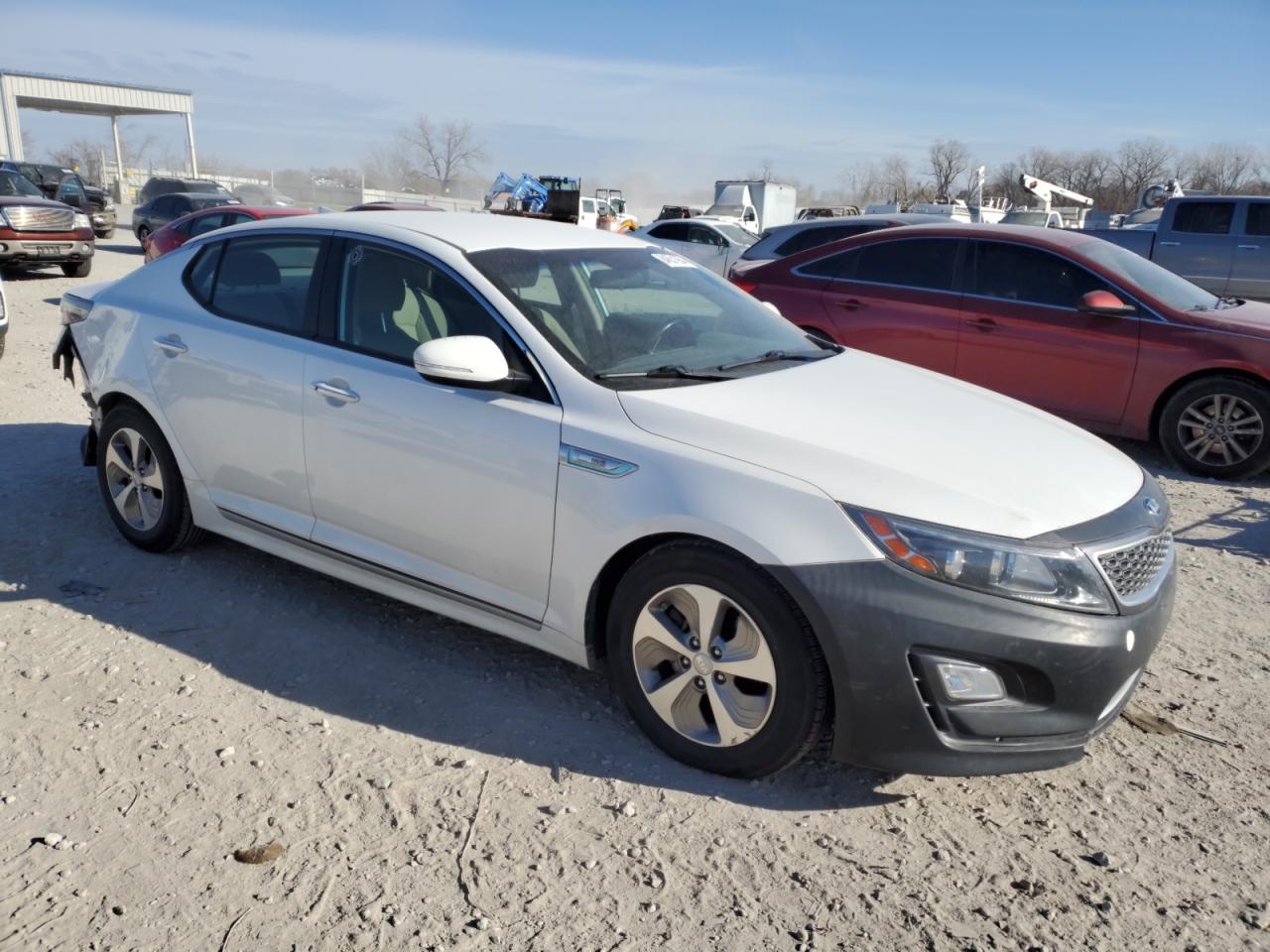 VIN KNAGM4AD5F5082568 2015 KIA OPTIMA no.4