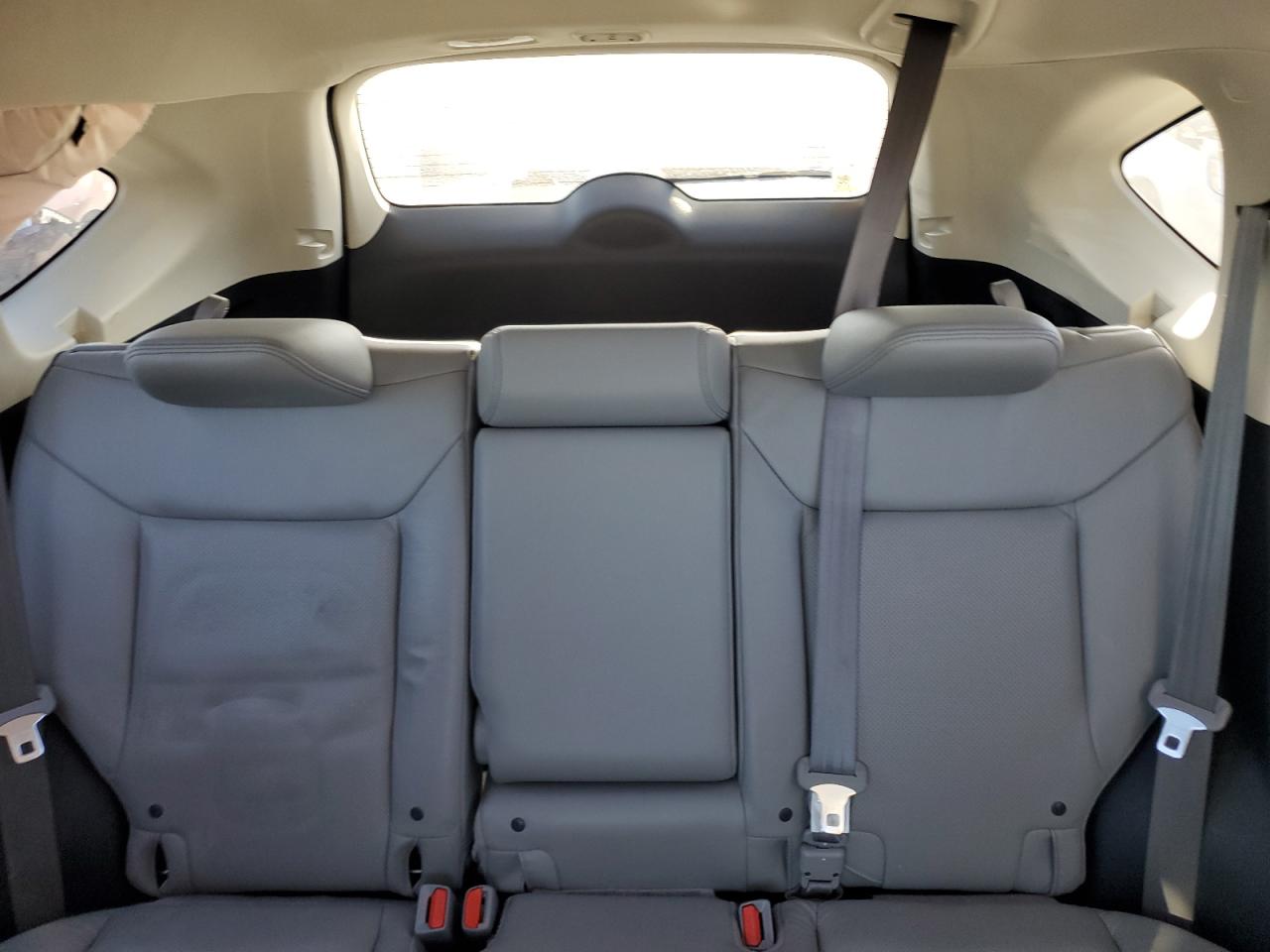 2016 Honda CR-V - Image 10