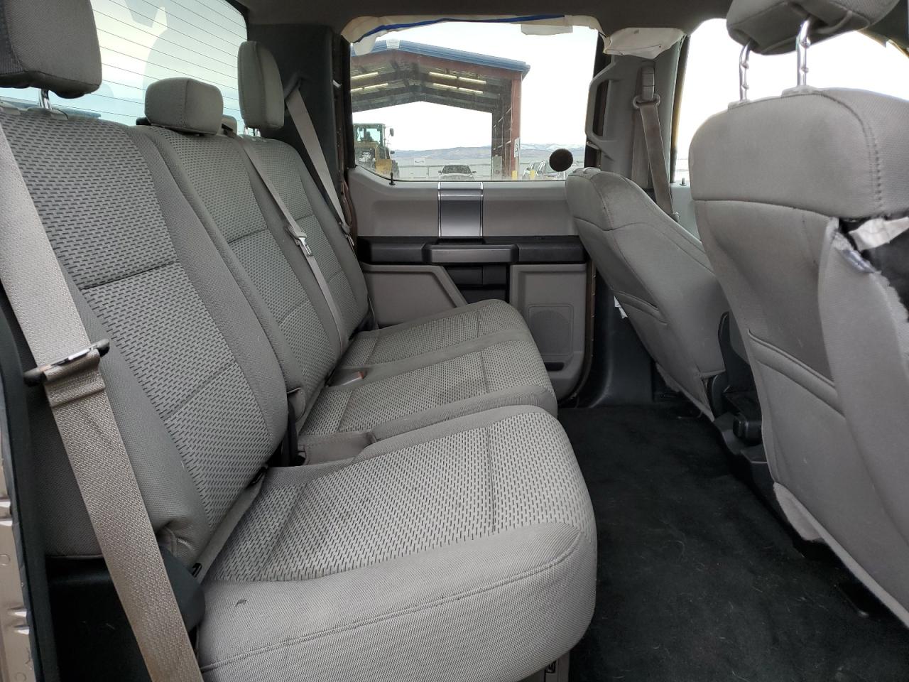 2017 Ford F250 - Image 10