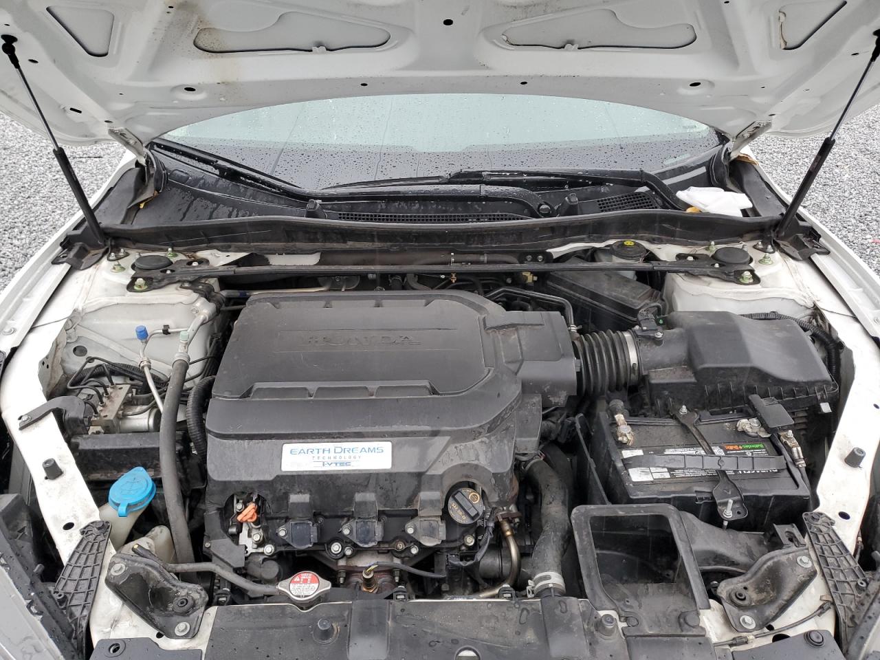 2014 Honda Accord - Image 11