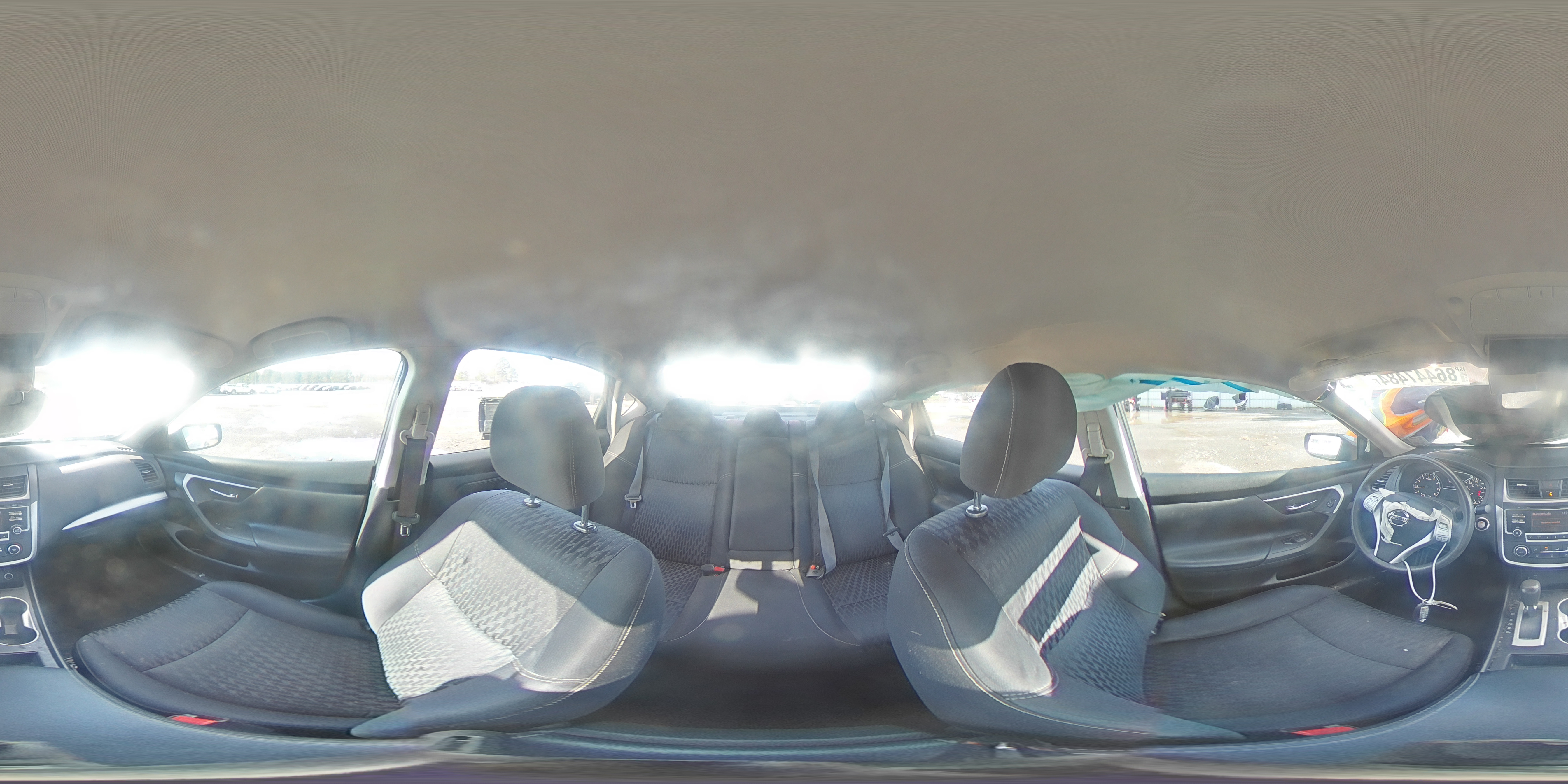 2018 Nissan Altima - Image 14
