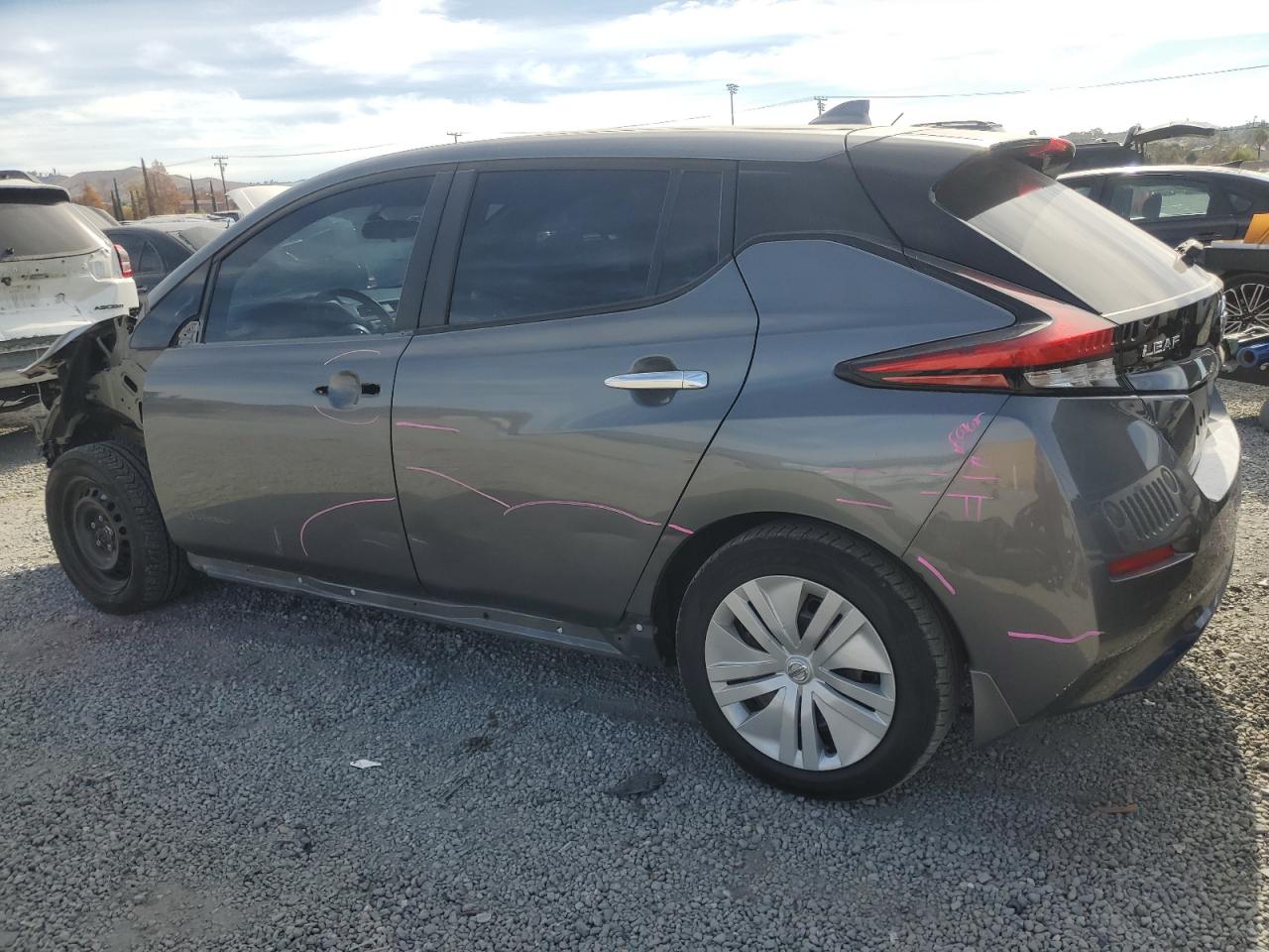 2018 Nissan Leaf - Image 2