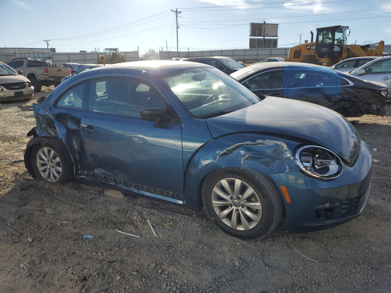 2016 Volkswagen Beetle - Image 4