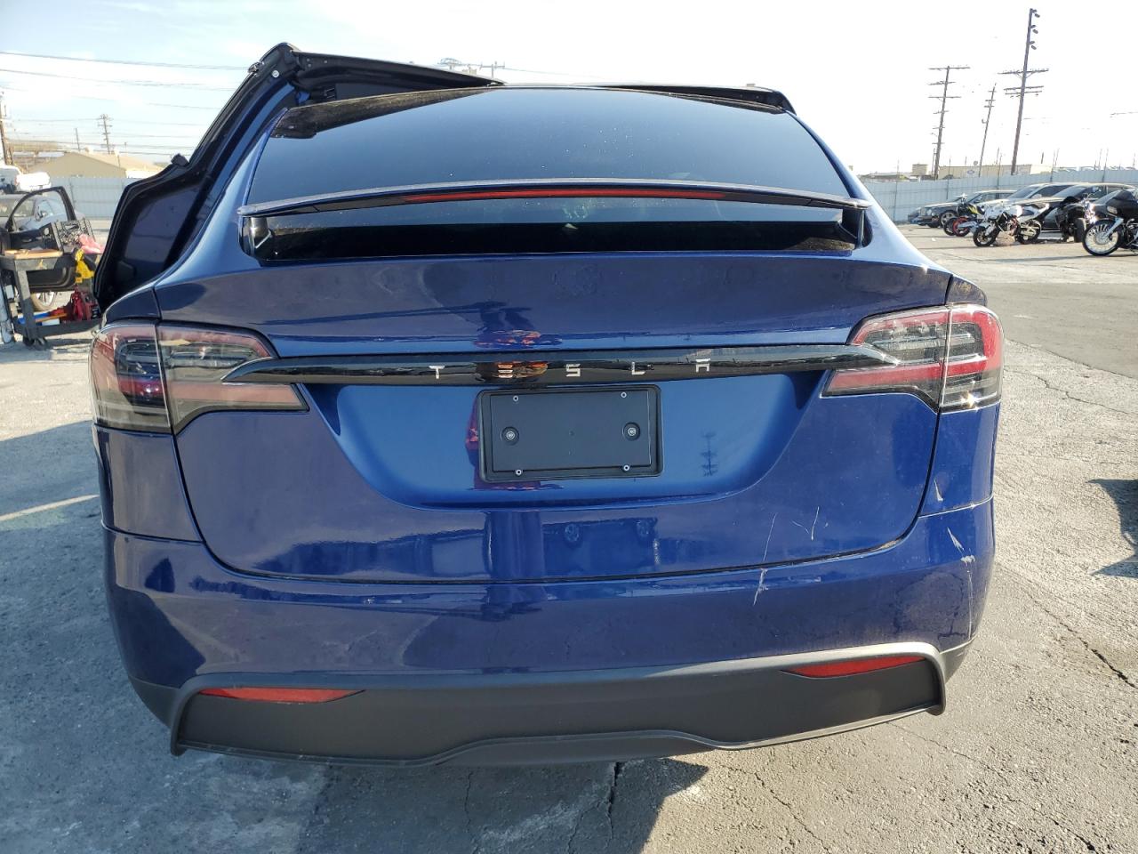 VIN 7SAXCDE50PF428344 2023 TESLA MODEL X no.6