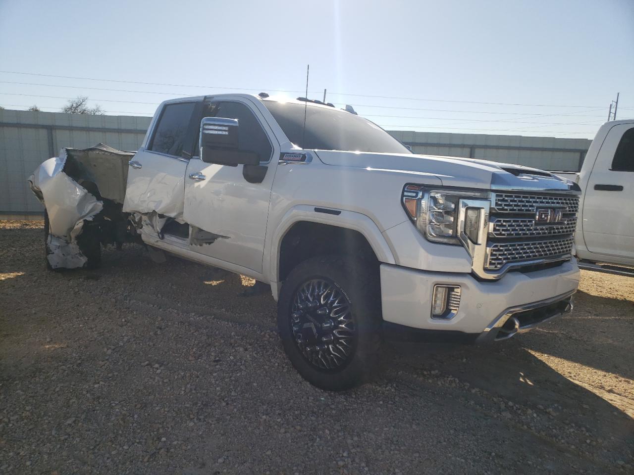 2021 GMC Sierra - Image 4