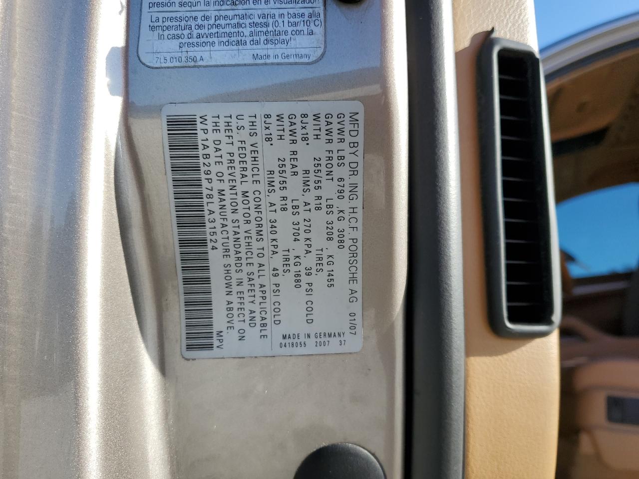 2008 Porsche Cayenne - Image 14